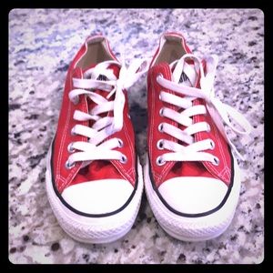 Red converse